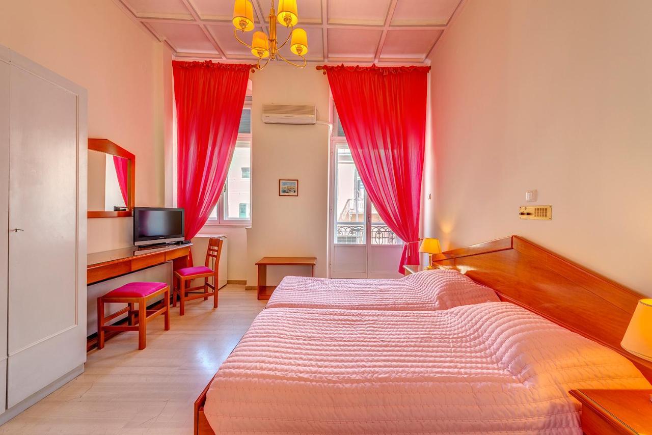 Hotel Halaris Ermoupoli Esterno foto